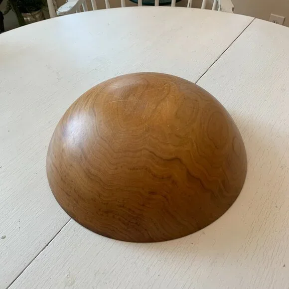 Vintage Wooden Salad/Fruit/Bread Bowl with Beautiful Unique Wood Grain Pattern - Picture 7 of 7